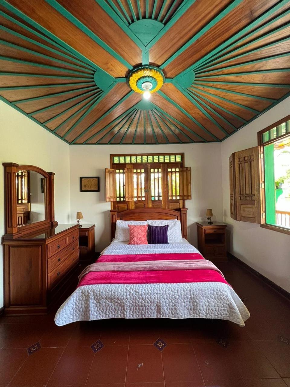 Hotel Casa Lemar à Quimbaya Extérieur photo