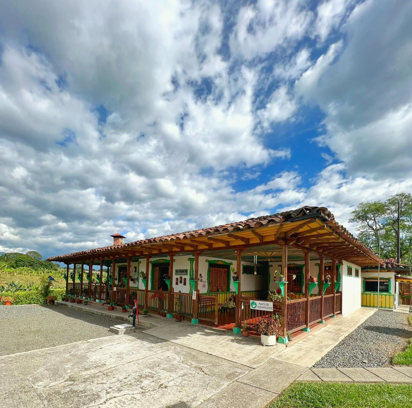 Hotel Casa Lemar à Quimbaya Extérieur photo